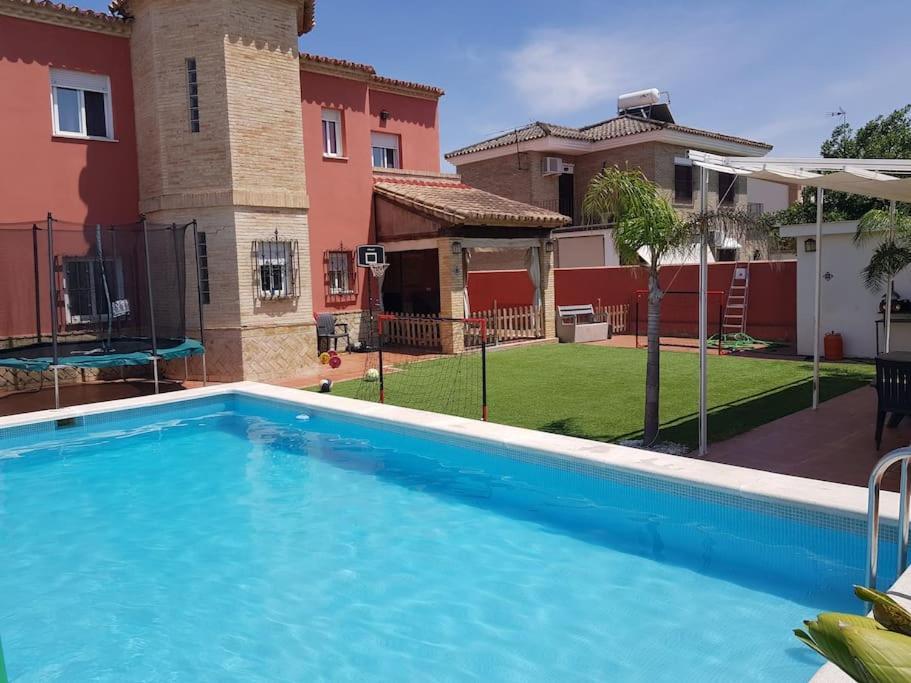 Apartamento privado con piscina y jardin compartidos. Valencina de la Concepción Exterior foto